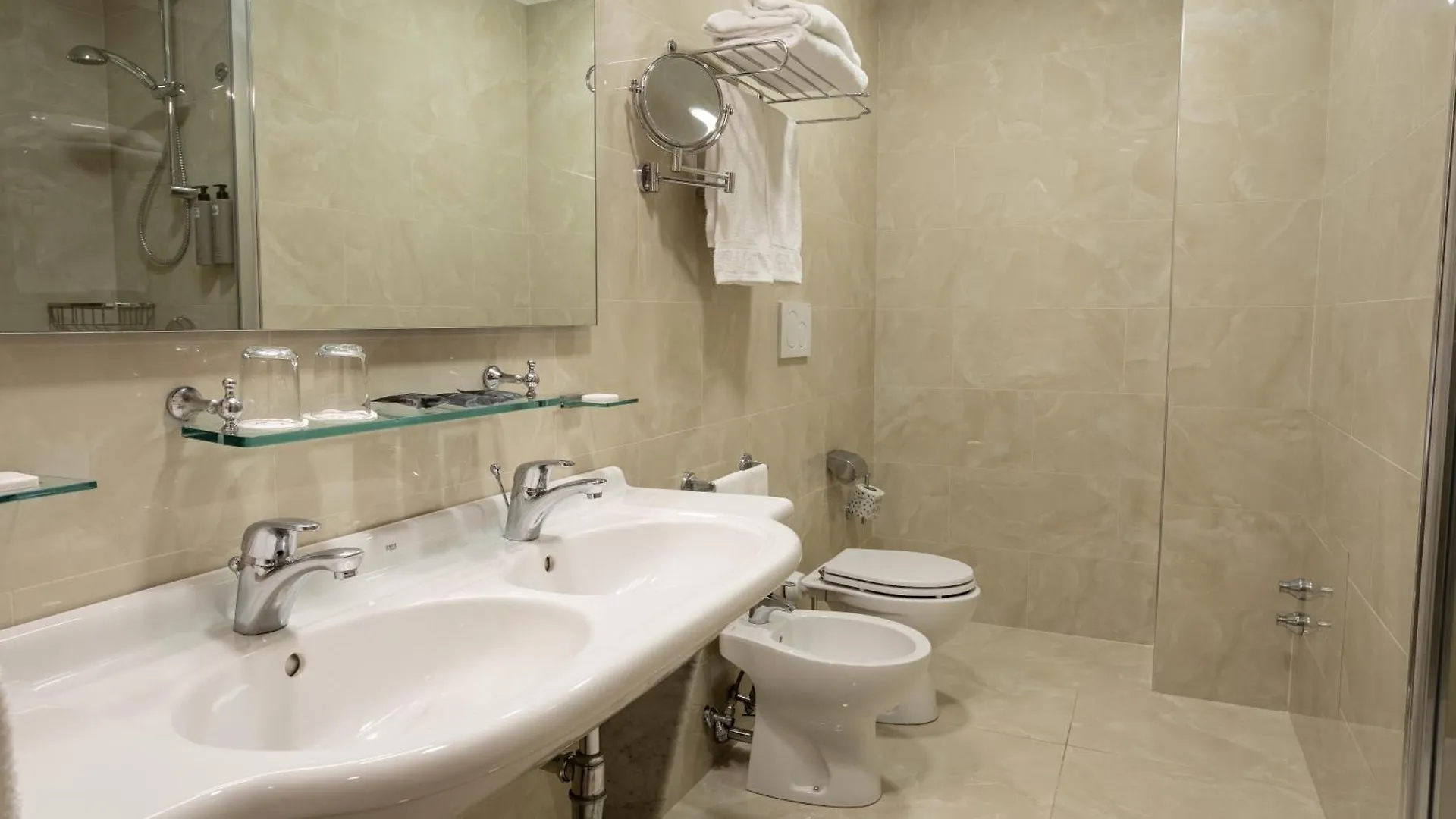 Grand Hotel Tiberio Ρώμη 4*,